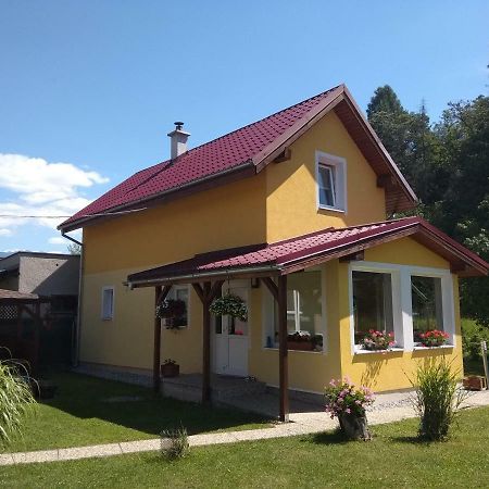 Privat Em & Mi Villa Lipótszentmiklós Kültér fotó